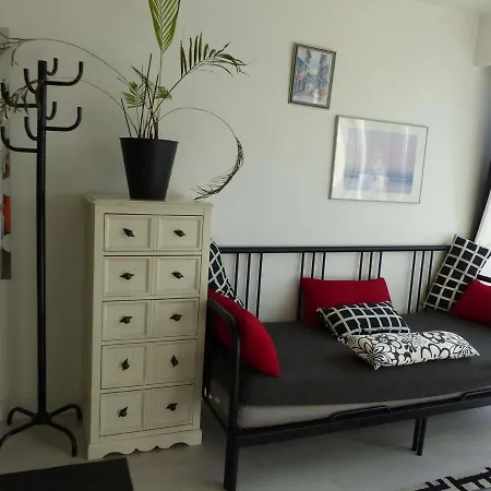 Studio Le Lavandou, 1 Pièce, 4 Personnes - Fr-1-308-83 *
